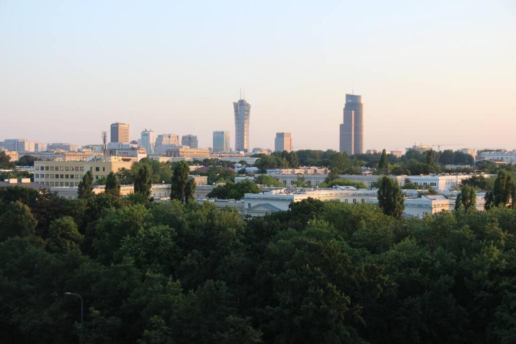 Przestronny Apartament Z Widokiem Na Miasto W Warszawie Varsóvia Exterior foto